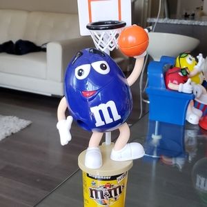 M&m Basketball Player dispenser